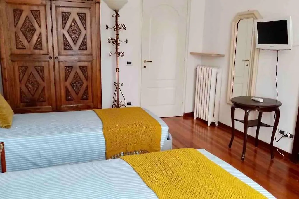 Wonderful Apartment With Terrace In Alassio
